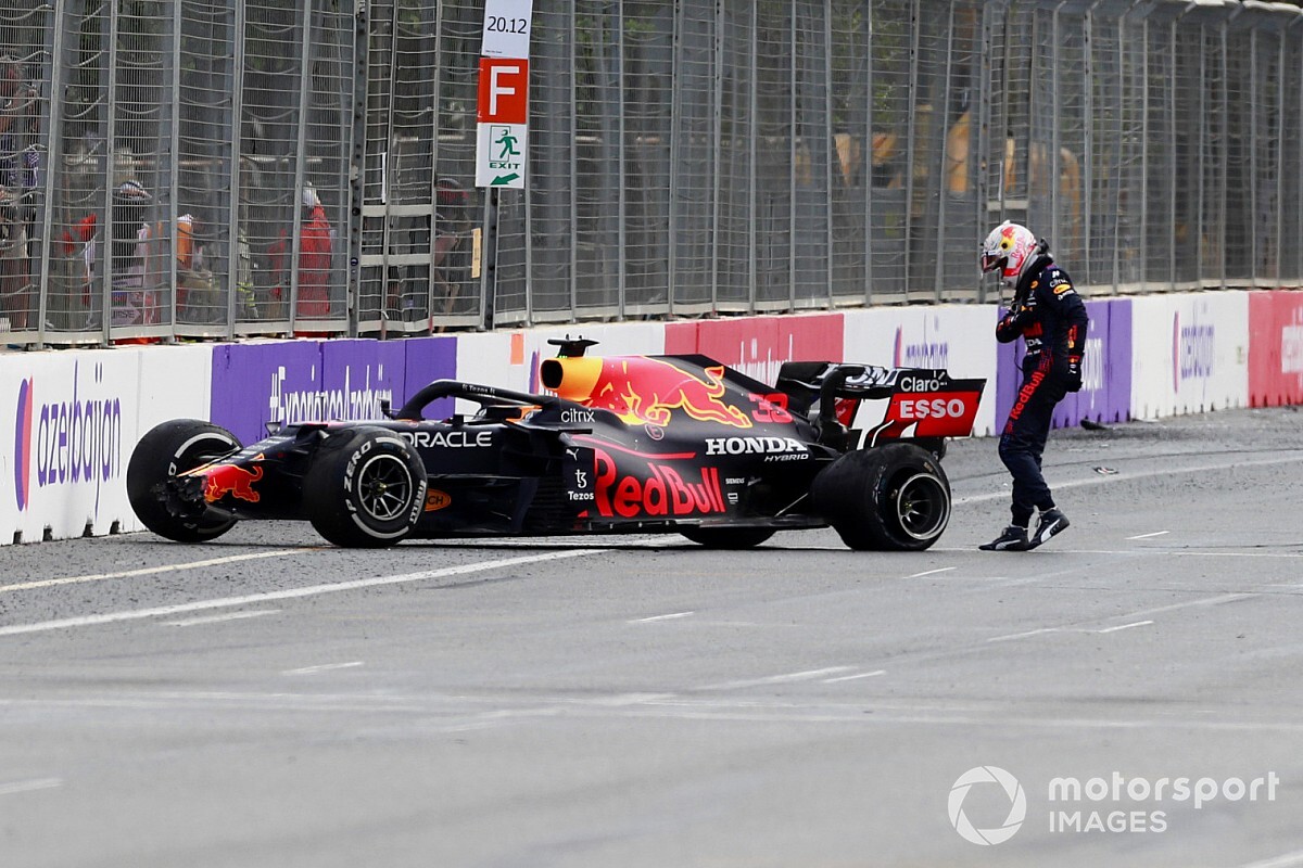 Seidl "strongly disagrees" with Masi over yellow flag decision
