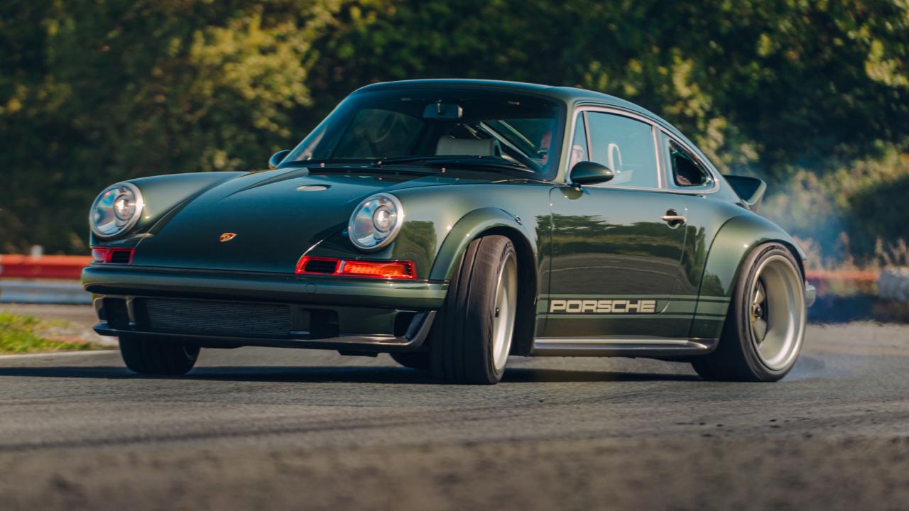 Porsche 911 Reimagined by Singer - the study review on dynamics and lightweight construction 2021