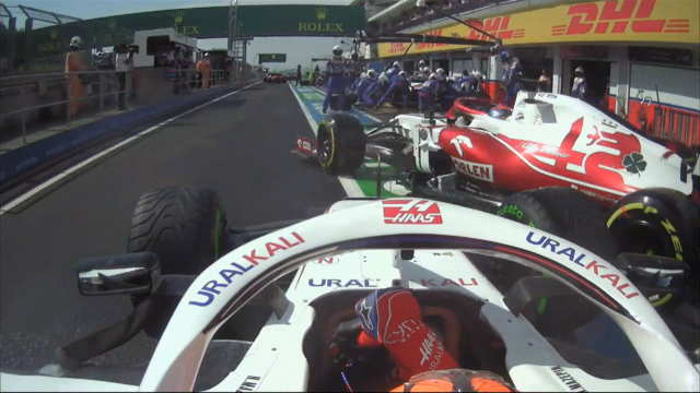 Raikkonen blames traffic light errors for the Mazepin pit accident
