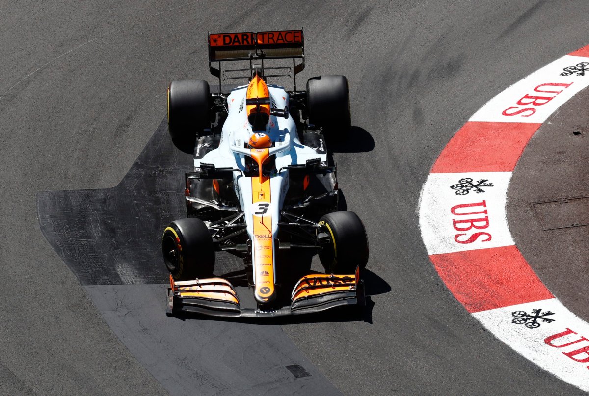 What is the engine of the McLaren F1 car?