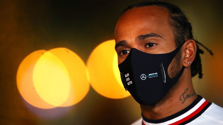 Lewis Hamilton explains why Ferrari “shouldn’t” move to F1