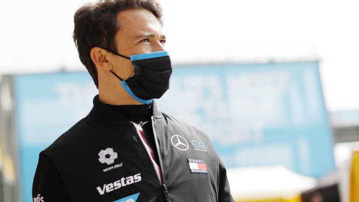 Bottas unfazed by de Vries F1 links