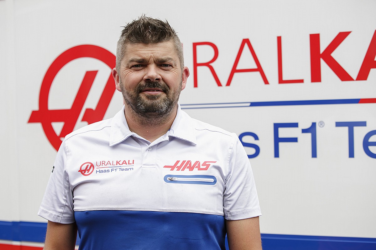 How to become a Garage & Tyre Technician in F1 – Qualifications, skills & more