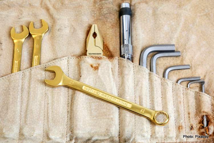 McLaren F1 Tool Kit_4-scaled