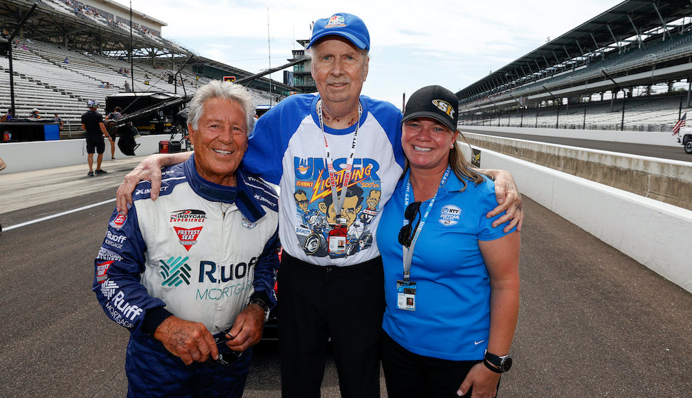 Tributes Flow for IndyCar writer Robin Miller