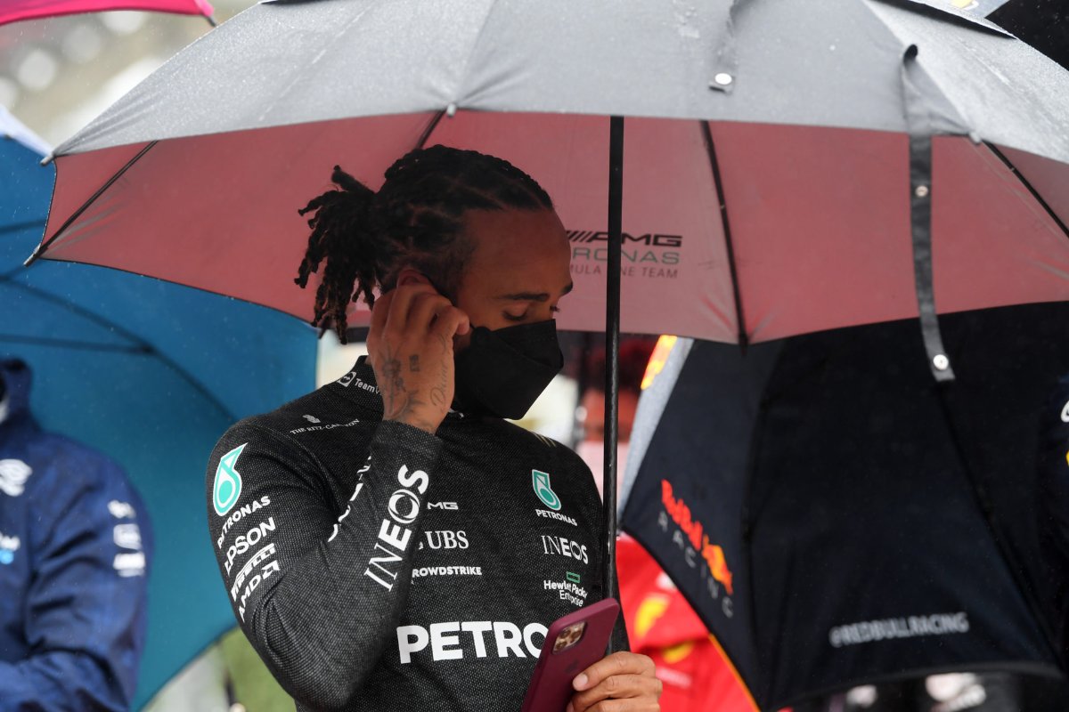 Ex-Ferrari F1 driver mocks Lewis Hamilton with Savage James Hunt comparison