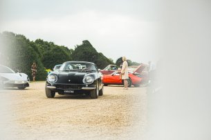 Topiary meets timeless classics at the Concours of Elegance 2021