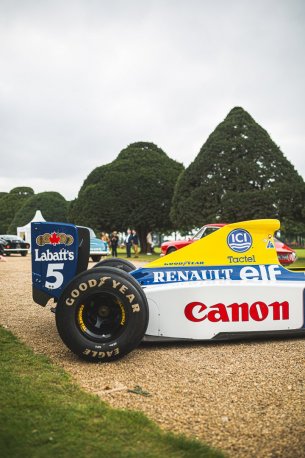 Topiary meets timeless classics at the Concours of Elegance 2021