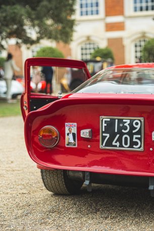 Topiary meets timeless classics at the Concours of Elegance 2021