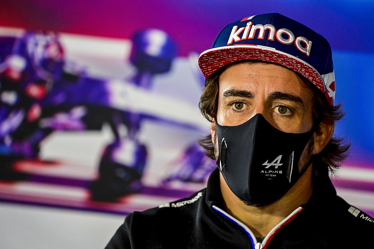 Aston Martin destroys Alonso F1 and offers rumors