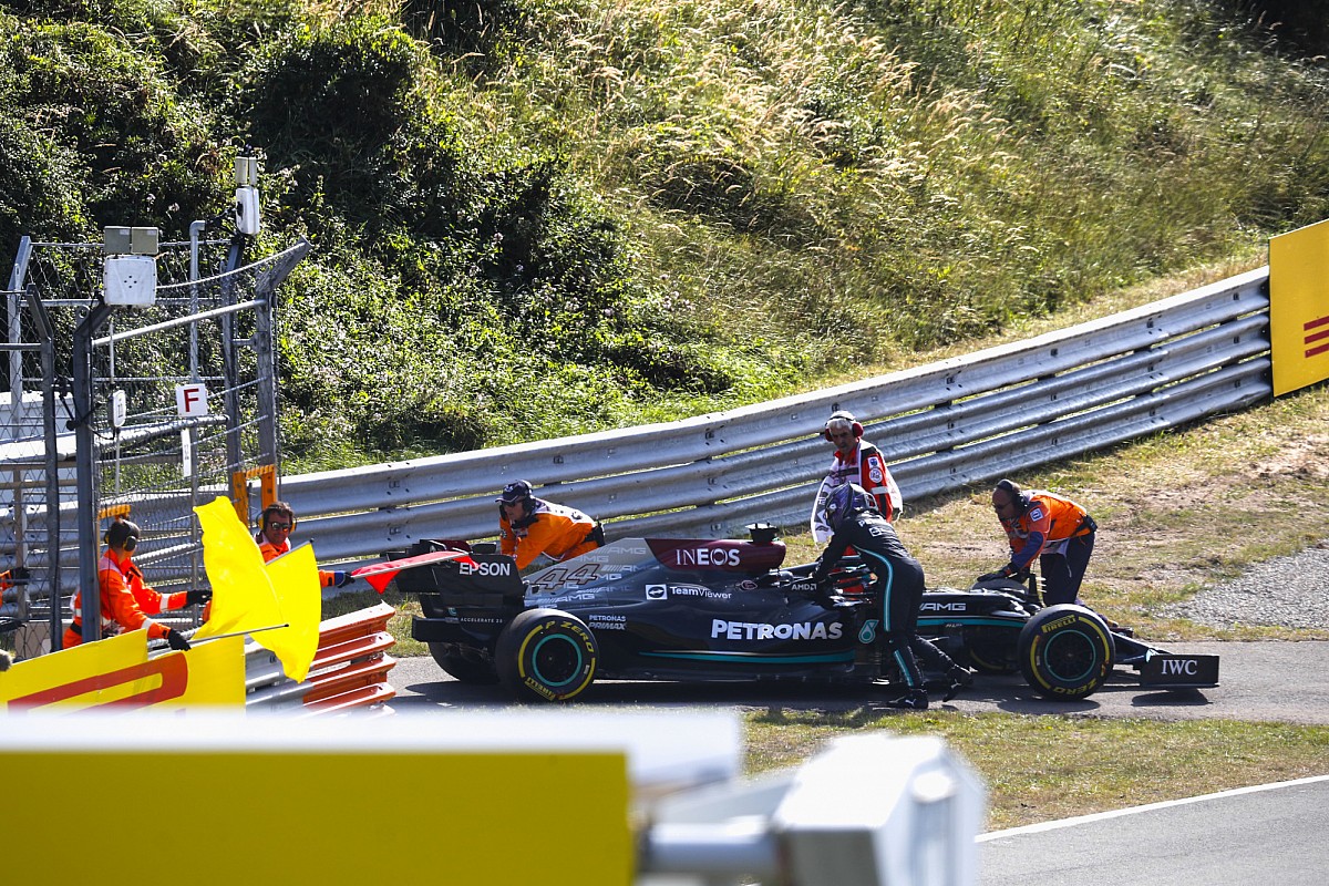 Toto Wolff calls for a rethink when training breaks in Formula 1
