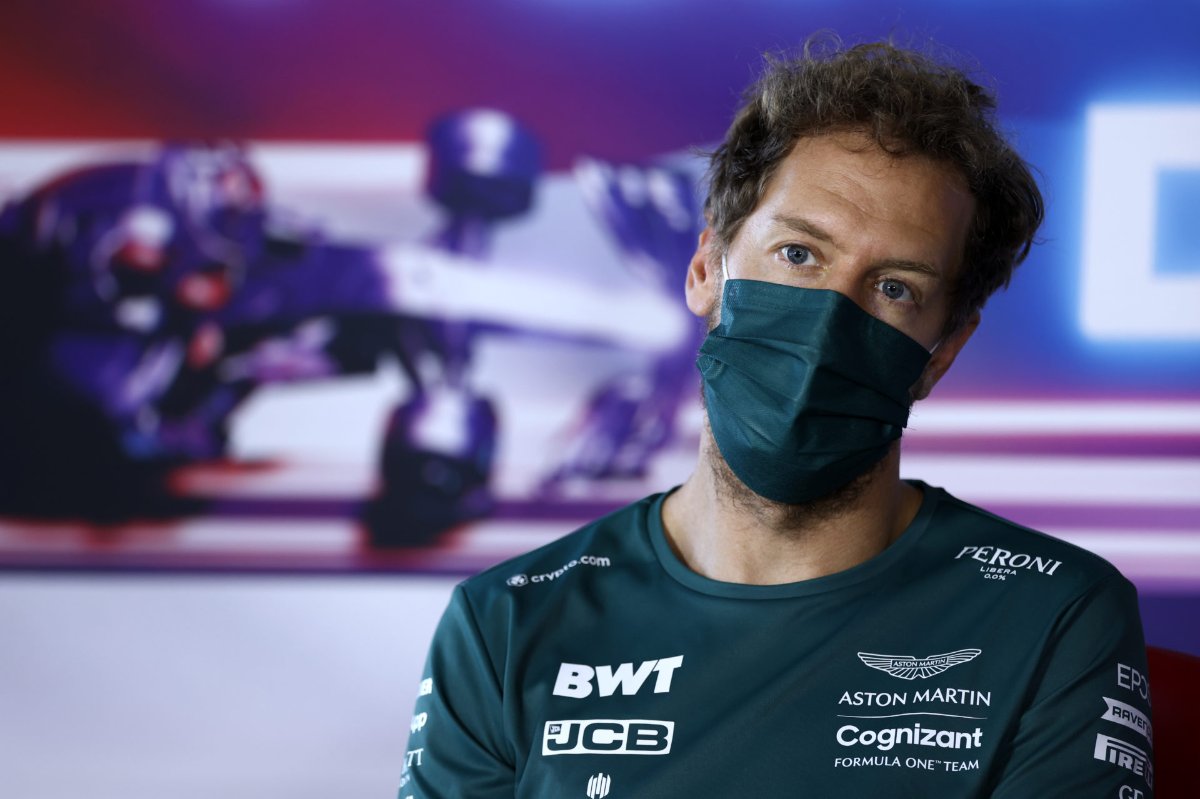 Aston Martin F1 reacts vehemently to rumors of replacing Vettel with Alonso