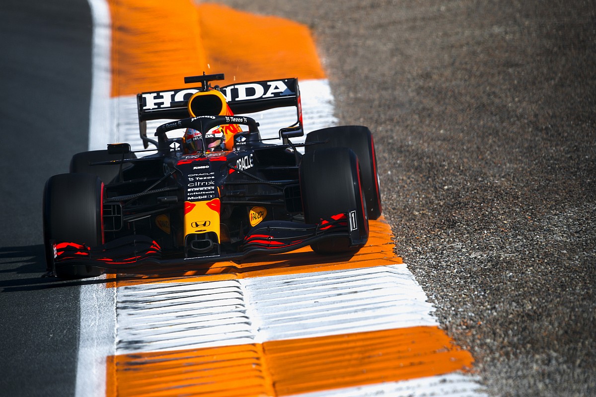 Verstappen was the fastest in the last training session with 0.5s