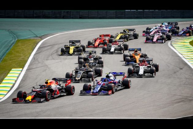 Mercedes is ready to make compromises when it comes to new engine rules in order to make it easier for the Volkswagen Group to enter Formula 1