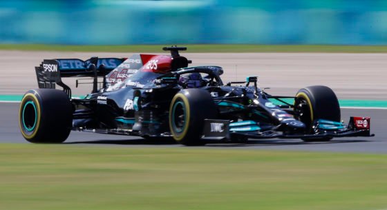 Vettel & Räikkönen reunited as Russian GP announces the schedule for the drivers press conference