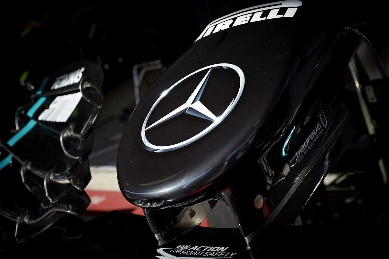 Ineos buys a third of the Mercedes Formula 1 team