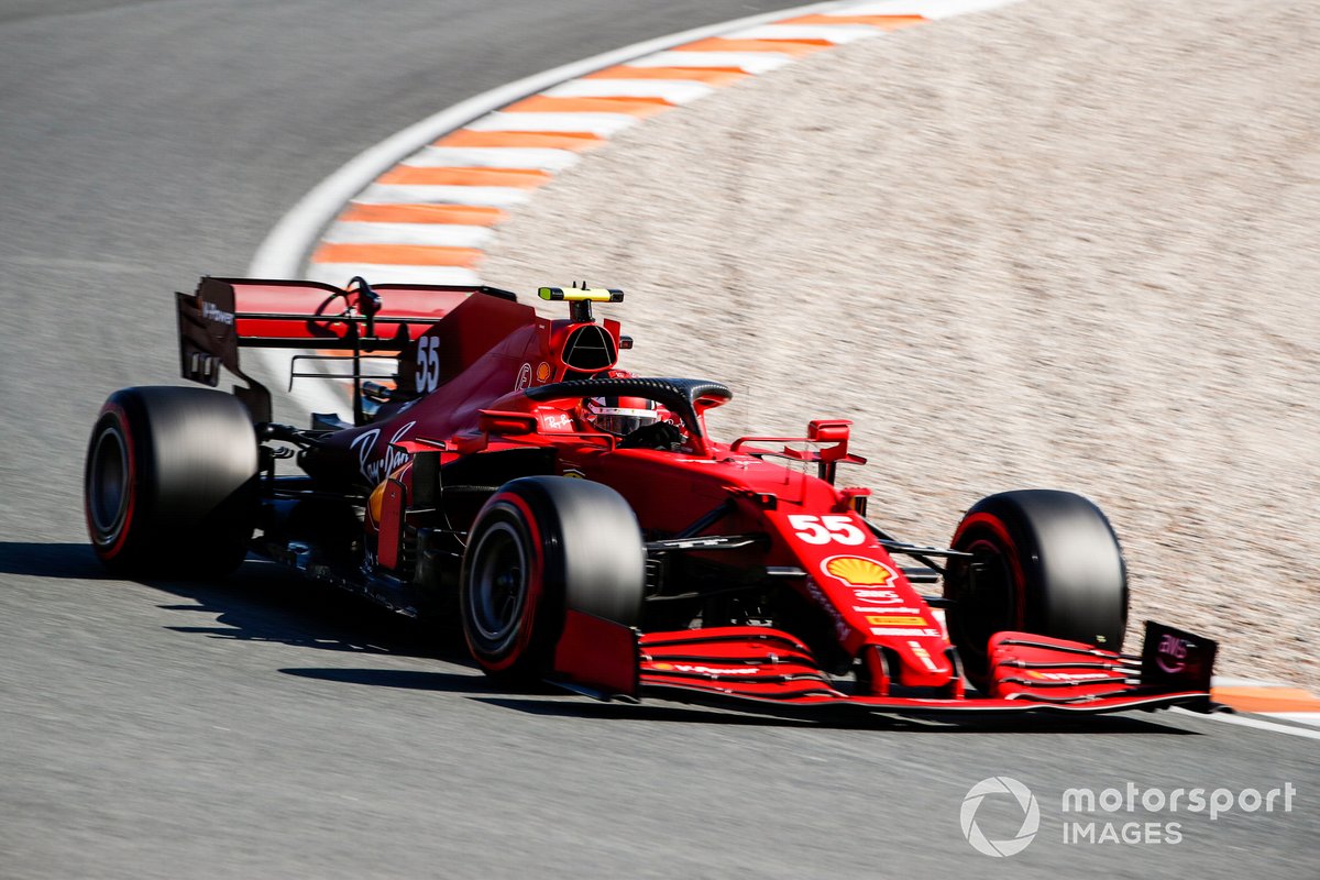 Carlos Sainz Jr., Ferrari SF21