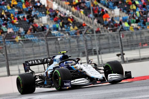 Williams Racing F1 Russian Grand Prix race – hard fight today