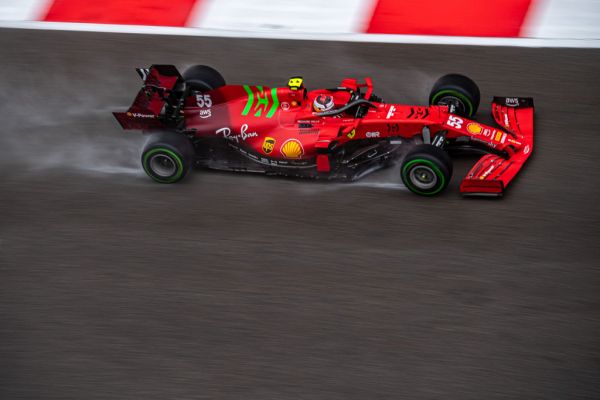 Scuderia Ferrari F1 Russian Grand-Prix- Sainz on front row in tricky qualifying