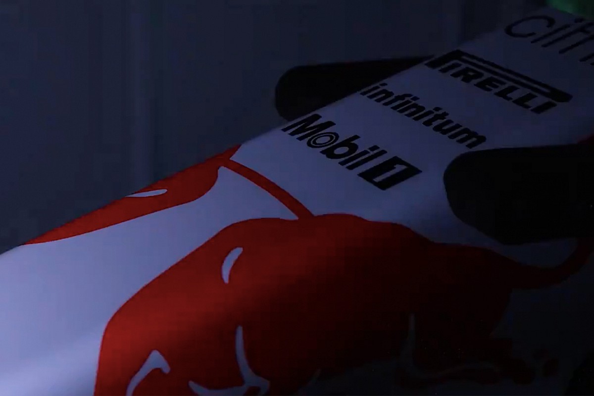 Red Bull drives with white Honda Tribute livery at the F1 GP of Turkey