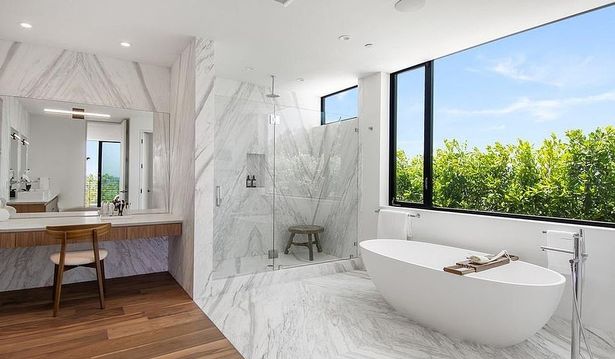 A picture of one of the bathrooms in the Beverly Hills mansion