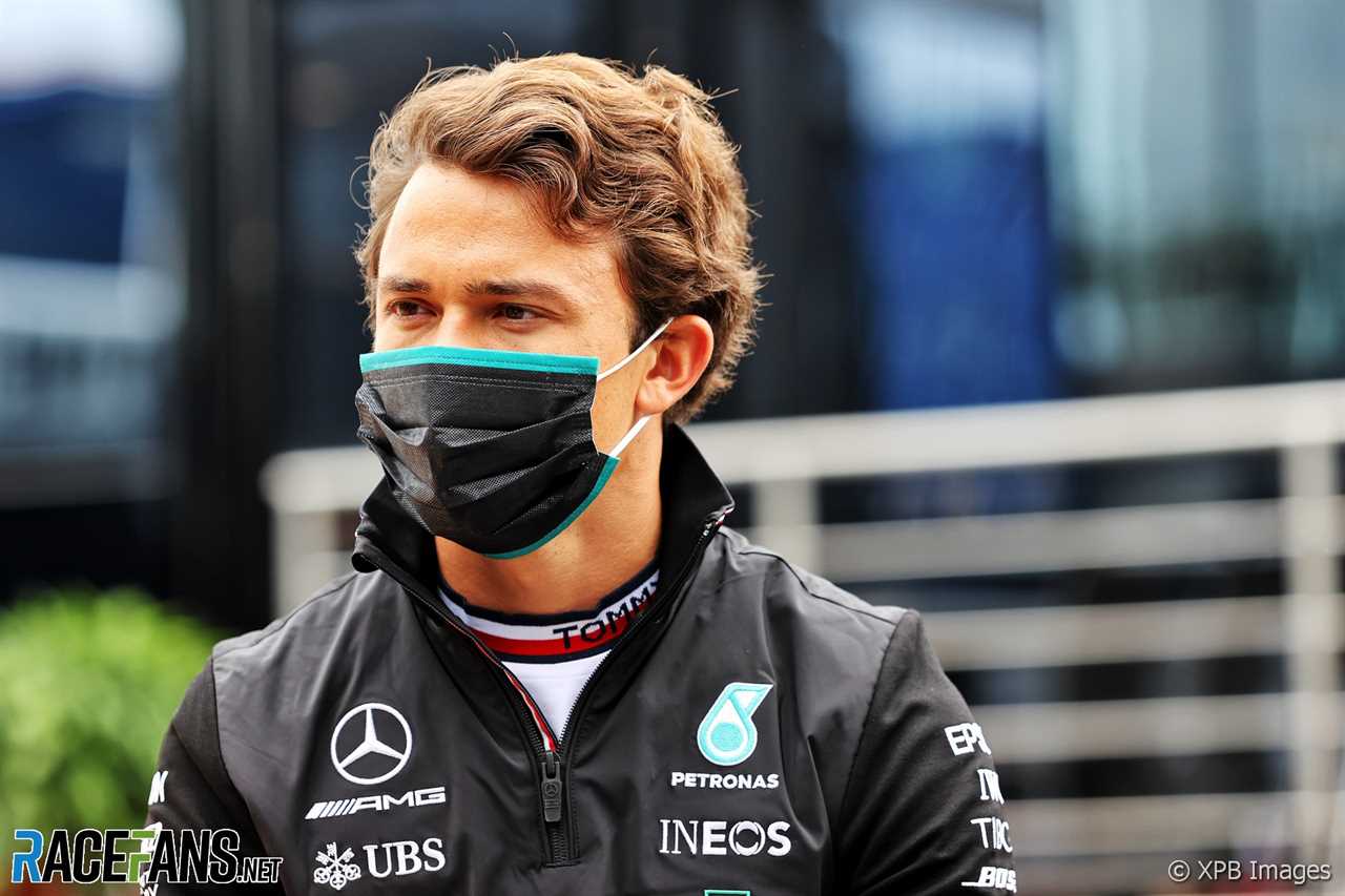De Vries deal for Alfa Romeo "complicated" because of Mercedes connection · Race fans