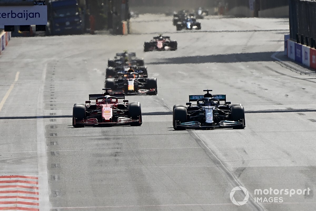 Mercedes distracted by lack of team stability