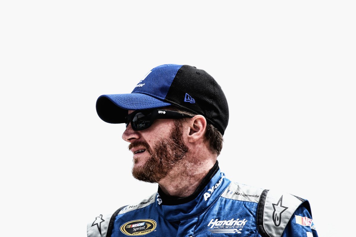 Dale Earnhardt Jr. wants to give Ricciardo a chance in a NASCAR Xfinity Race
