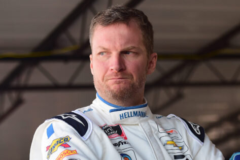 Dale Earnhardt Jr. wants to give Ricciardo a chance in a NASCAR Xfinity Race