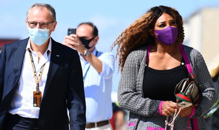 Martin Brundle endures a very uncomfortable exchange with Serena Williams during the US GP Grid Walk |  F1 |  Sports