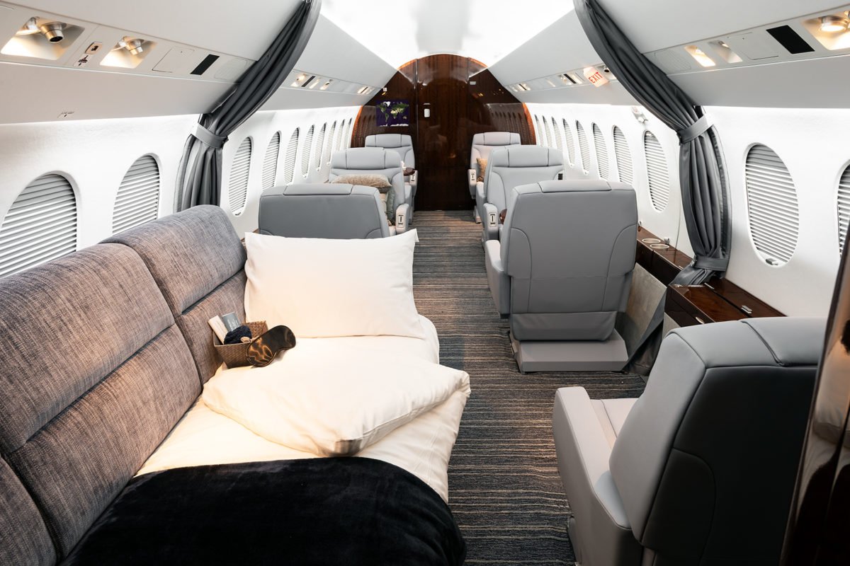 Max Verstappen private jet Dassault Falcon 900EX