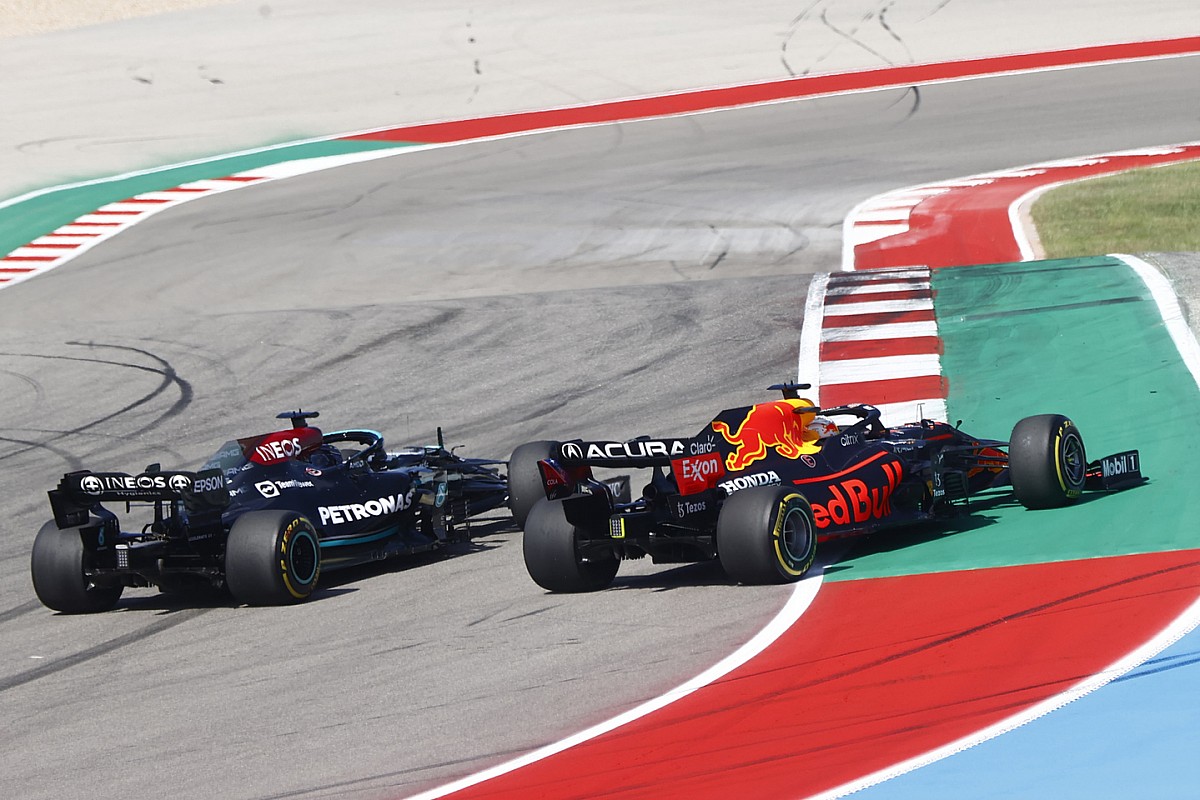 Hamilton isn't sure if Mercedes could have beaten Red Bull