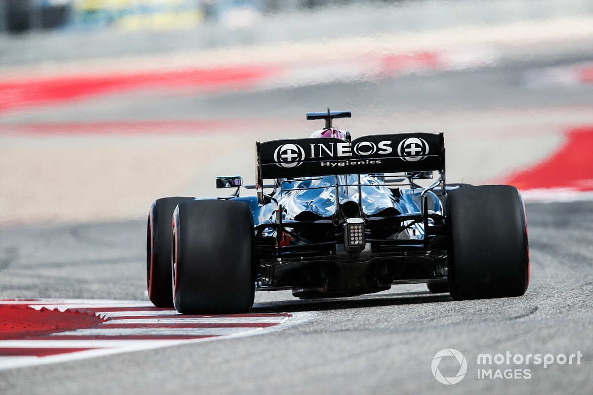 Ferrari sees nothing wrong with Mercedes F1 suspension