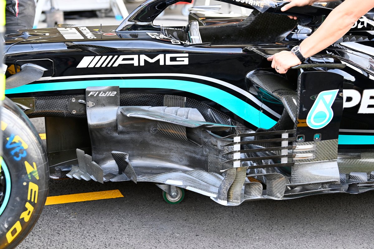 Mercedes W12 bargeboard detail
