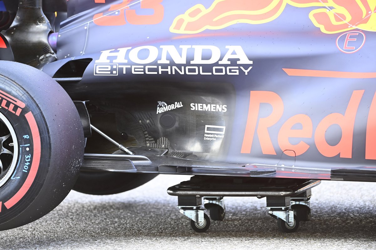 Red Bull Racing RB16B in detail