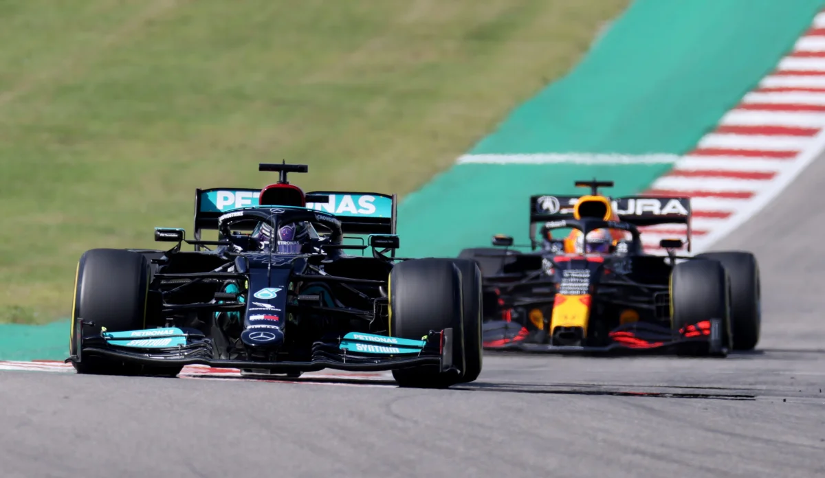 Ferrari F1 boss Binotto finally reveals his stance on the controversial Mercedes rear suspension system
