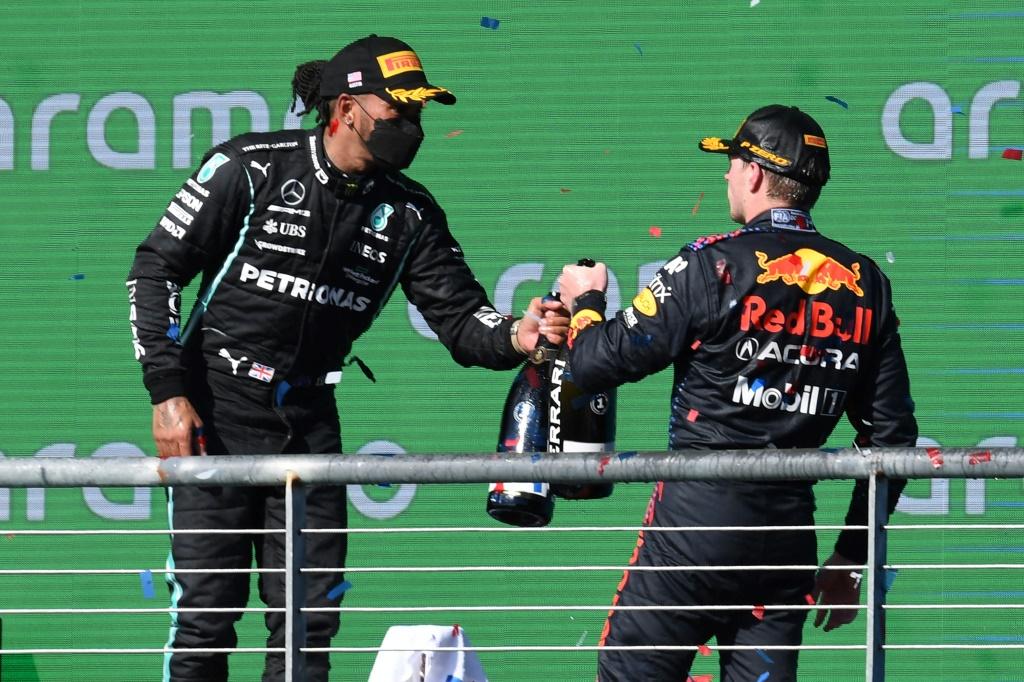 McLaren boss welcomes racer who can threaten Verstappen, Hamilton says he's on the same "level"