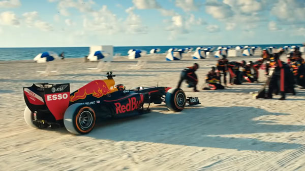 Video: Crazy Things Red Bull Racing used a Formula 1 car for