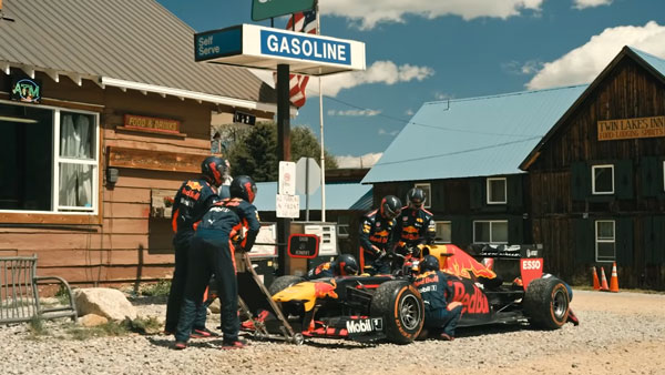 Video: Crazy Things Red Bull Racing used a Formula 1 car for