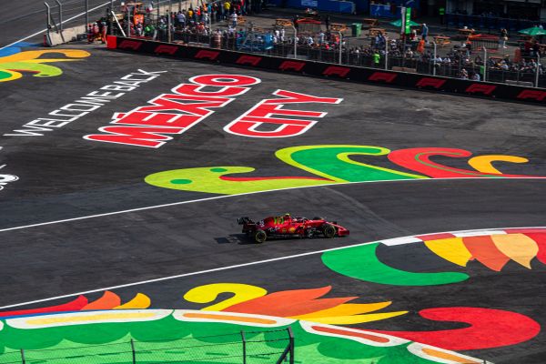 Scuderia Ferrari F1 Mexico GP  practices - A complicated Friday on track, watched by an amazing crowd