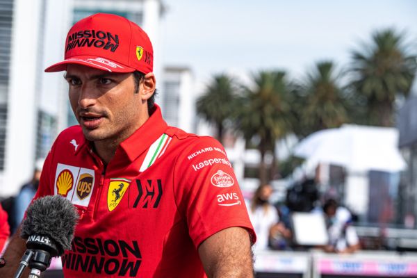 Scuderia Ferrari F1 Mexico GP practices – A complicated Friday on track, watched by an amazing crowd