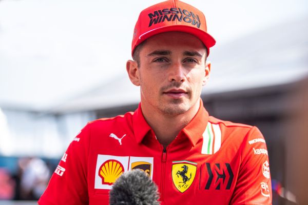 Scuderia Ferrari F1 Mexico GP practices – A complicated Friday on track, watched by an amazing crowd
