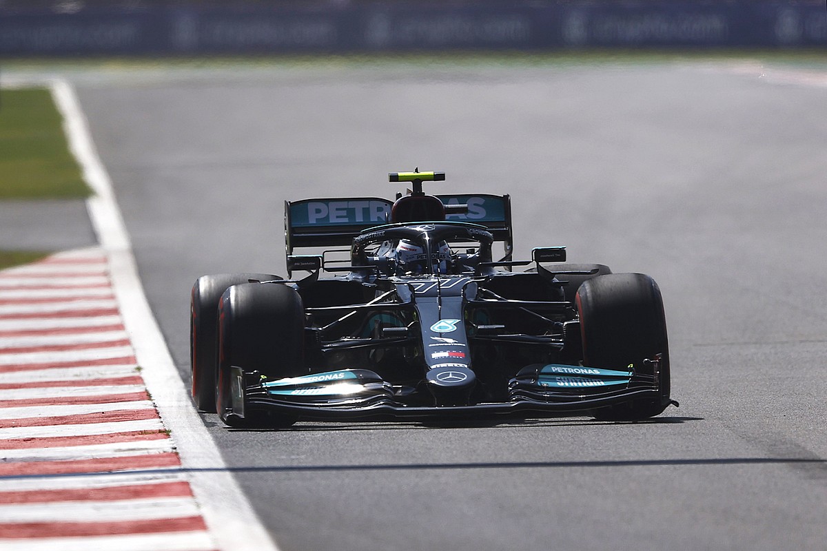 Bottas leads opening training from Hamilton and Verstappen