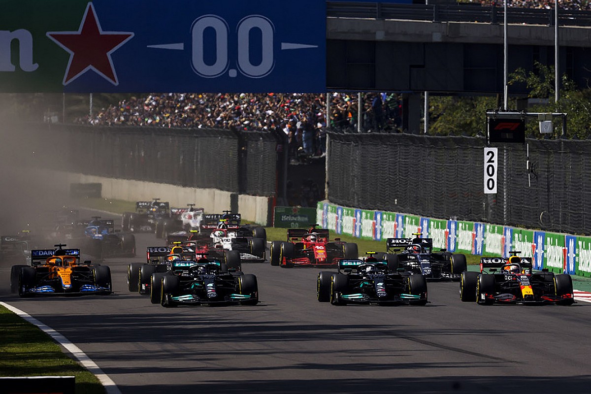 Mercedes explains towing plan for Hamilton in Mexico at Turn 1