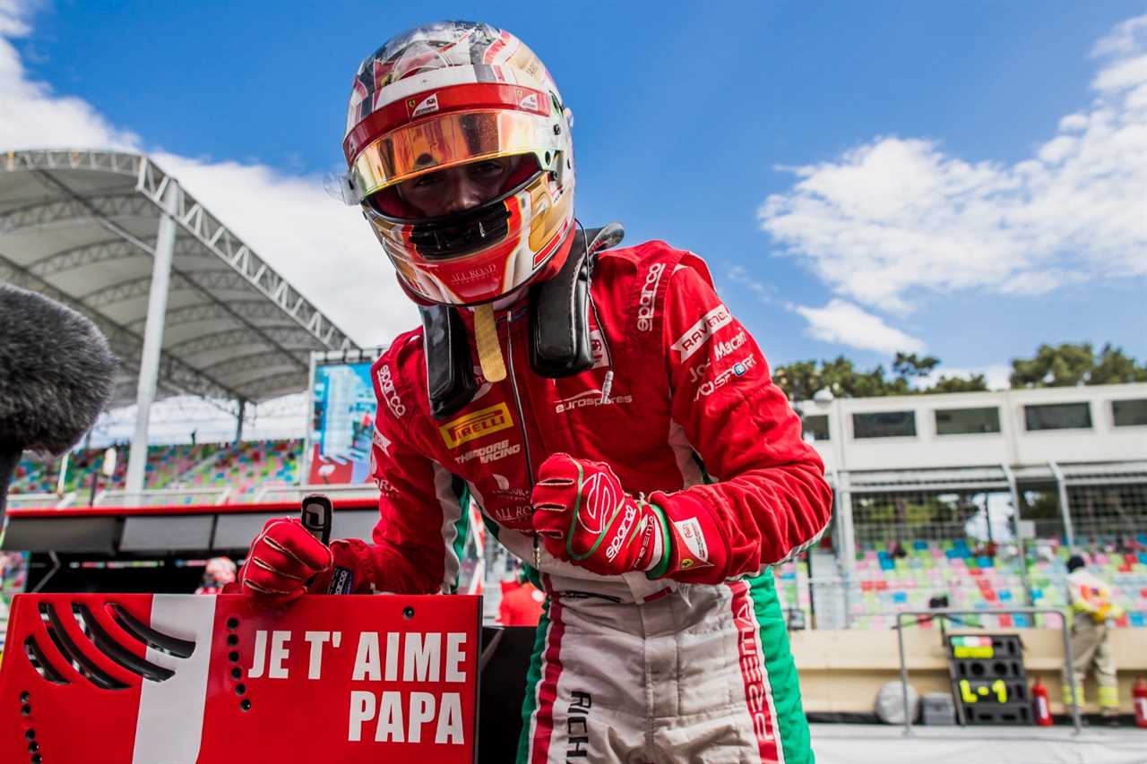Charles Leclerc während seiner F2-Jahre in Baku, mit 
