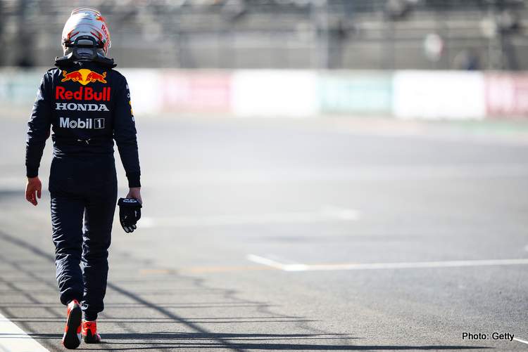 Did Verstappen crack under pressure?