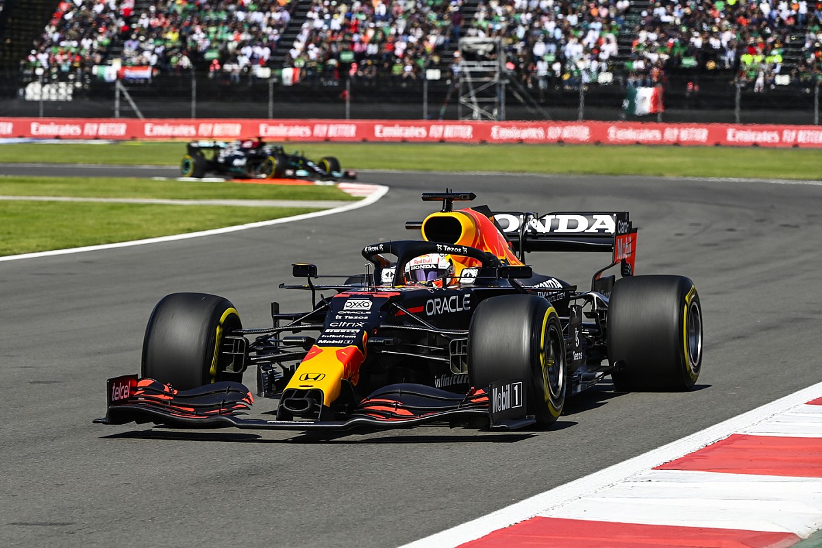 "Very unstable" weather could lead to the F1 battle between Red Bull and Mercedes in Brazil