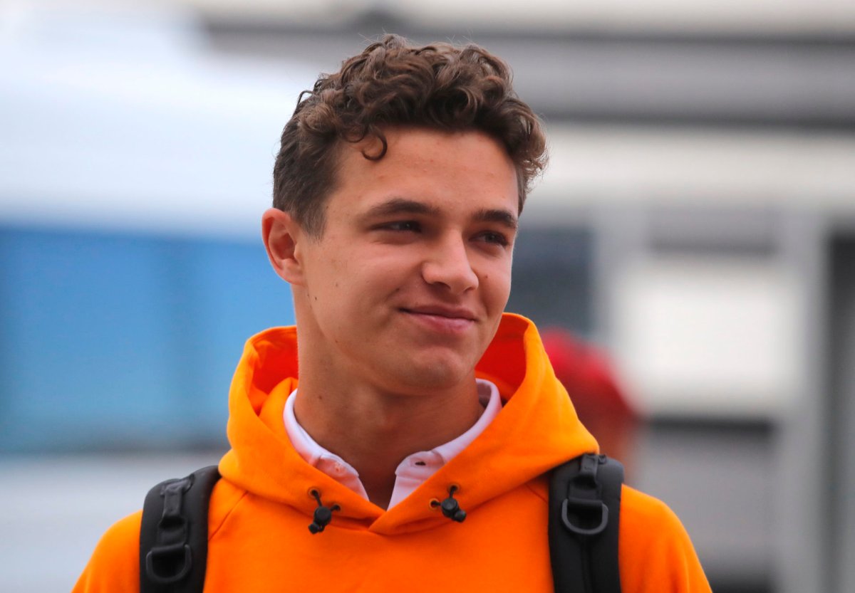 WATCH: Goofy Lando Norris admits feeling old in front of his "idol"