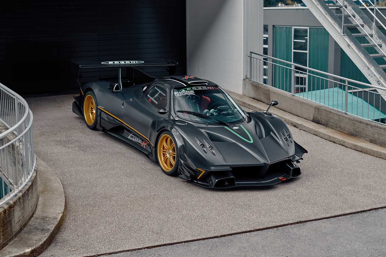 Check out this recently auctioned Pagani Zonda R Evolution