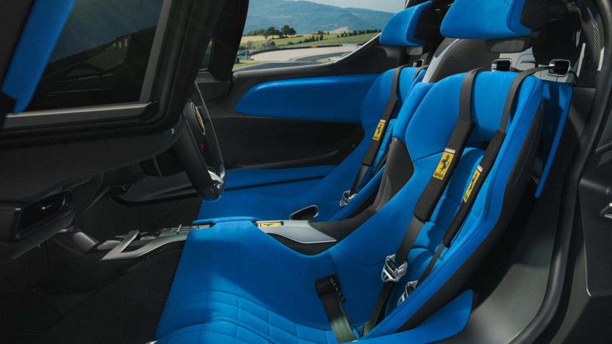 Ferrari launches fascinating Daytona SP3